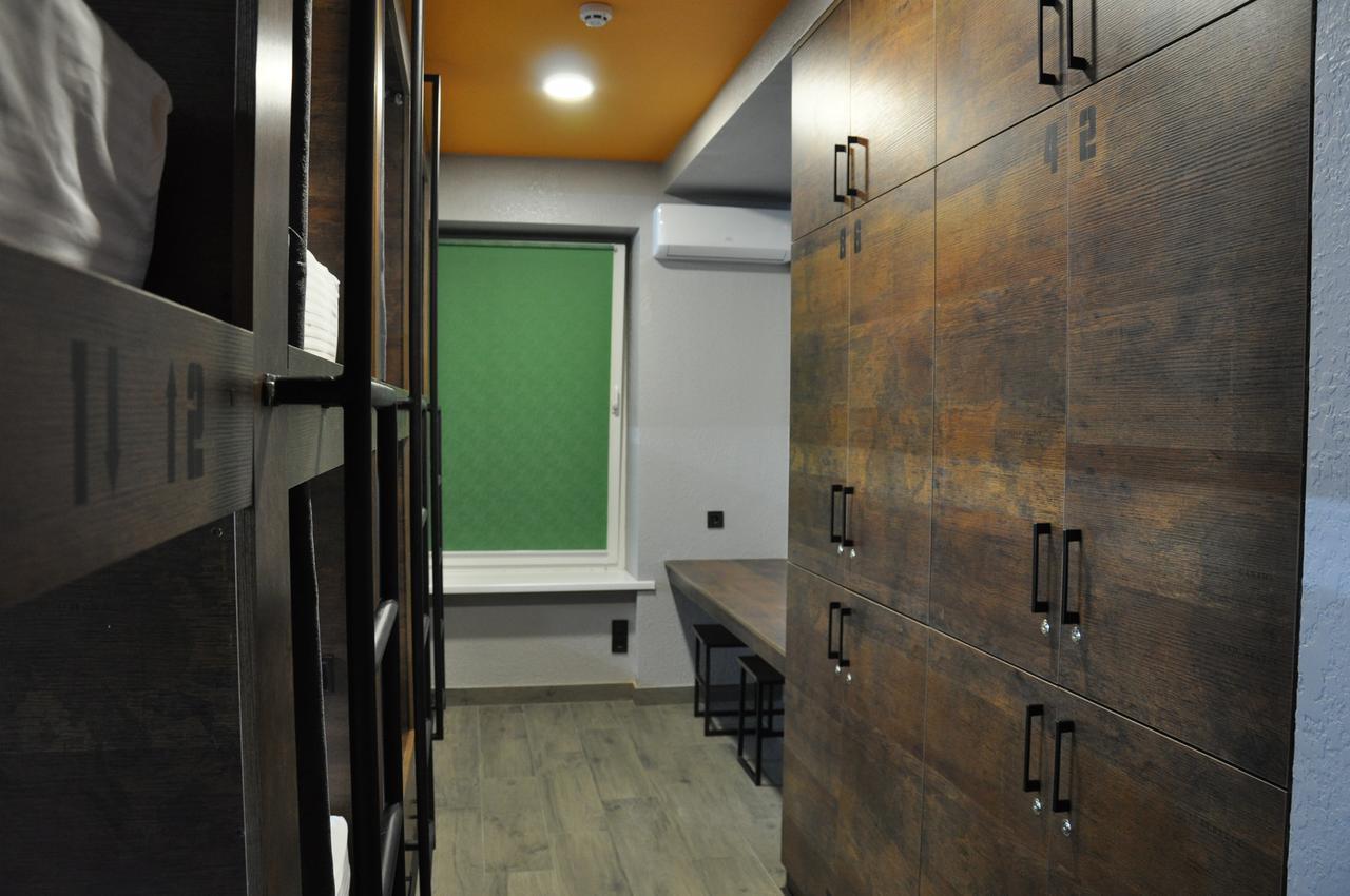Full House Capsule Hostel Rivne Kültér fotó A typical student bedroom